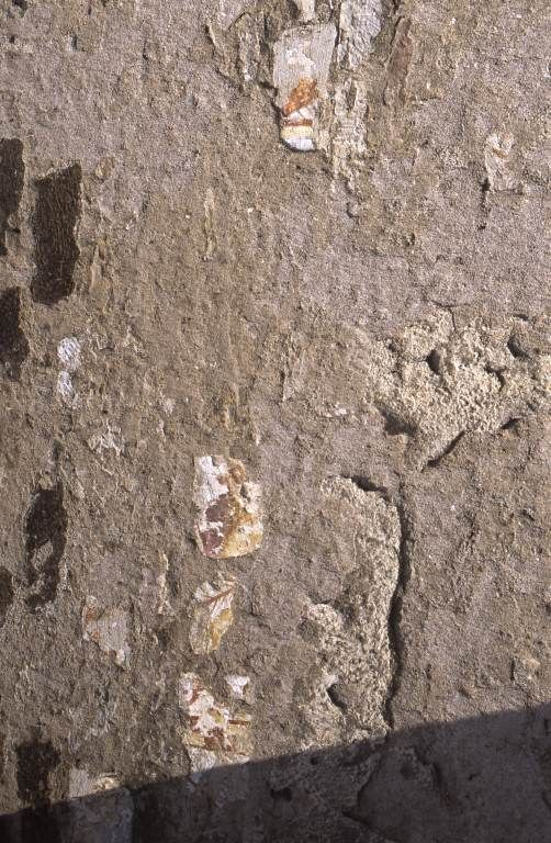 Chevet : traces de peinture murale. © Michel Rosso / Région Bourgogne-Franche-Comté, Inventaire du patrimoine - 2003