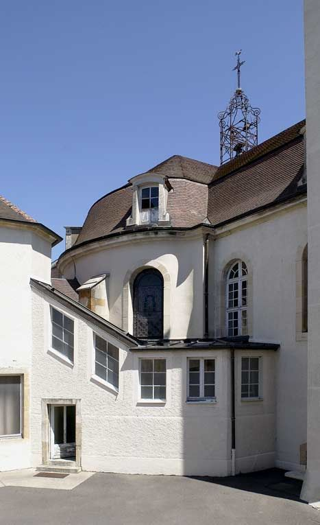 Aile droite : élévation postérieure, chevet de la chapelle. © Michel Thierry / Région Bourgogne-Franche-Comté, Inventaire du patrimoine - 2004