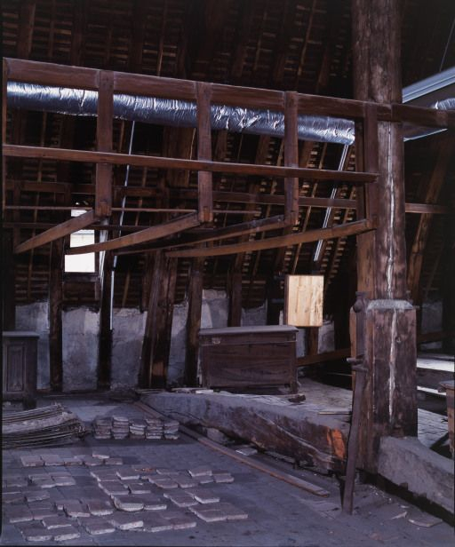 Grande aile sur cour : charpente (comble au dessus de la chambre du Roi). © Michel Rosso / Région Bourgogne-Franche-Comté, Inventaire du patrimoine - 2004