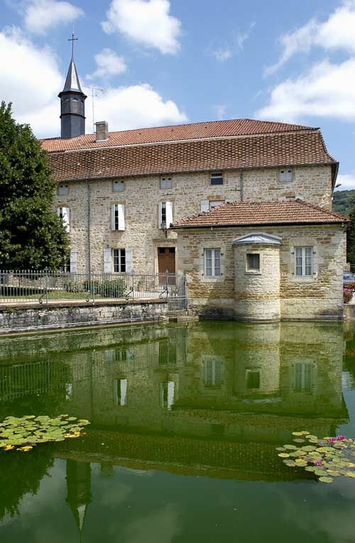 Façade antérieure. © Michel Thierry / Région Bourgogne-Franche-Comté, Inventaire du patrimoine - 2004