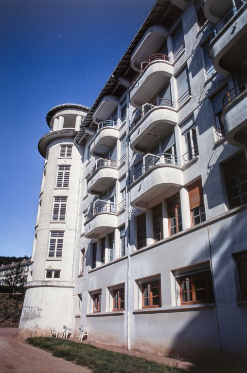 Aile des soins : vue générale. © Jean-Luc Duthu / Région Bourgogne-Franche-Comté, Inventaire du patrimoine - 2004