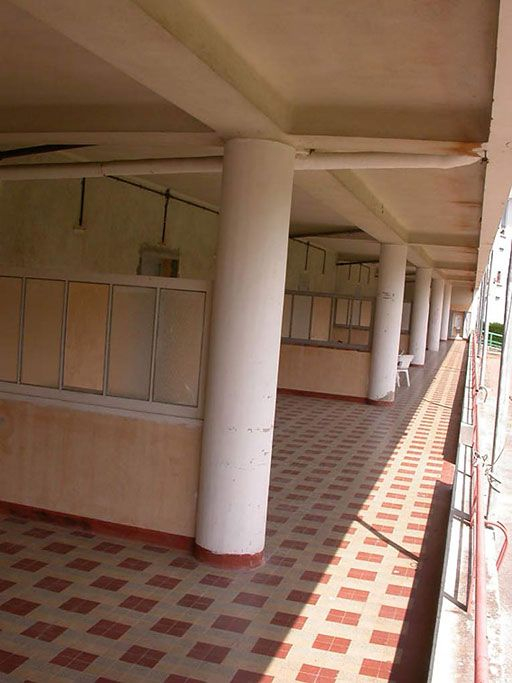 Galerie de cure sud, au rez-de-chaussée : détail des alcôves. © Sylvie Le Clech / Région Bourgogne-Franche-Comté, Inventaire du patrimoine - 2004