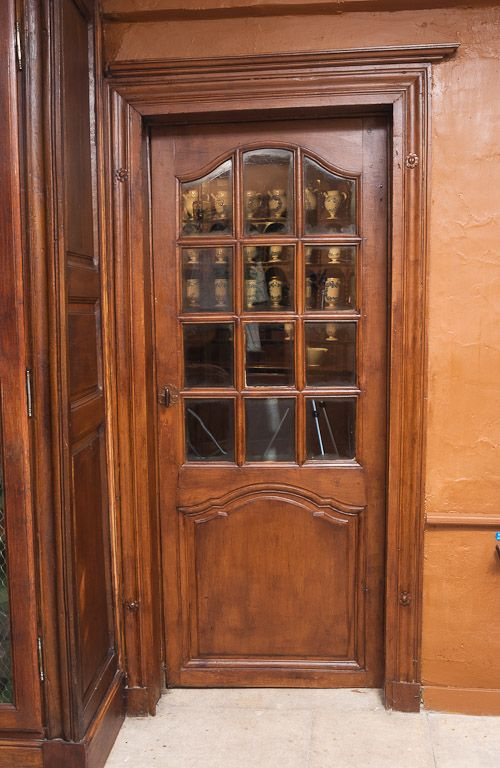 Porte de l'apothicairerie. © Michel Thierry / Région Bourgogne-Franche-Comté, Inventaire du patrimoine - 2005