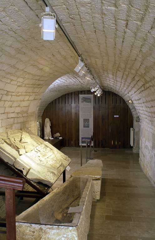 Ancien chauffoir et réserve, actuellement musée lapidaire. © Michel Thierry / Région Bourgogne-Franche-Comté, Inventaire du patrimoine - 2005