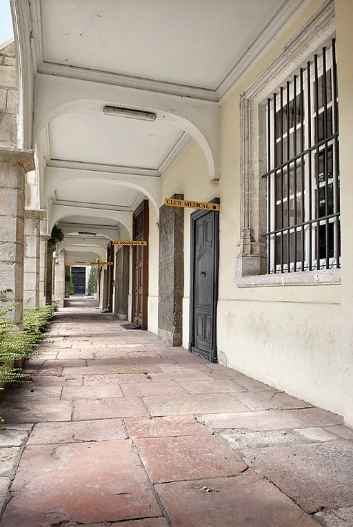 Galerie du corps de logis du 16e siècle. © Thierry Kuntz / Région Bourgogne-Franche-Comté, Inventaire du patrimoine - 2008