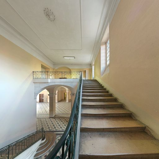 Escalier et vestibule. © Pierre-Marie Barbe-Richaud / Région Bourgogne-Franche-Comté, Inventaire du patrimoine - 2008