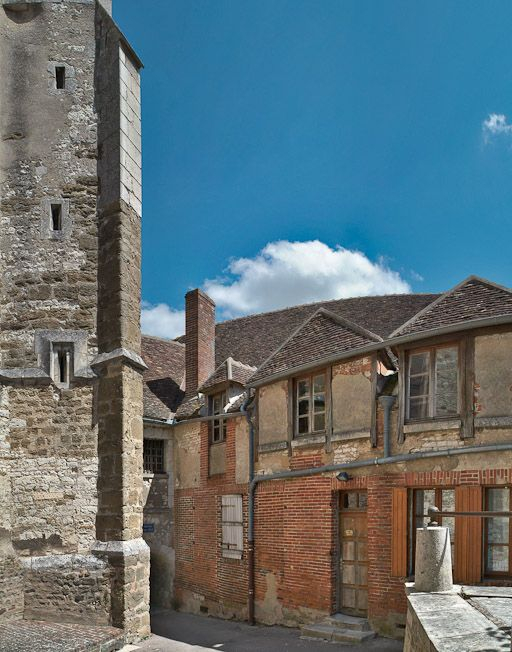 Façade postérieure du bâtiment sud-ouest. © Pierre-Marie Barbe-Richaud / Région Bourgogne-Franche-Comté, Inventaire du patrimoine - 2008