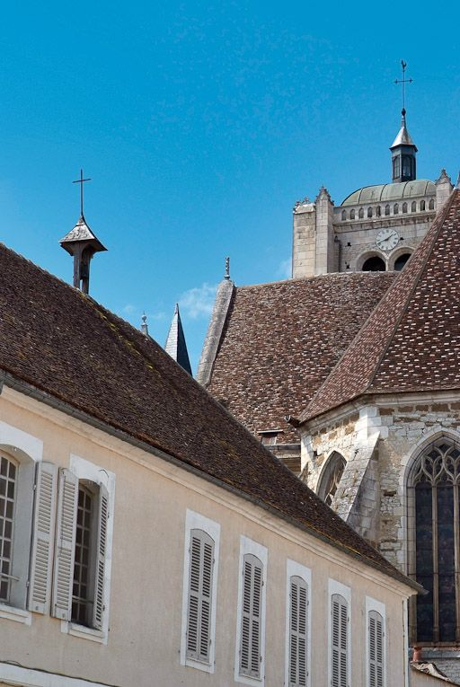 Immeuble nord, détail des fenêtres de l'étage. © Pierre-Marie Barbe-Richaud / Région Bourgogne-Franche-Comté, Inventaire du patrimoine - 2008