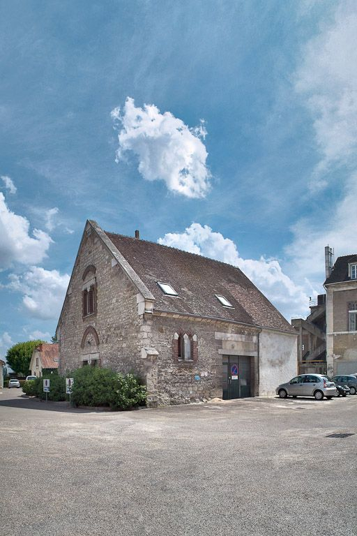 Petite construction, vestige du premier hôpital. © Pierre-Marie Barbe-Richaud / Région Bourgogne-Franche-Comté, Inventaire du patrimoine - 2008