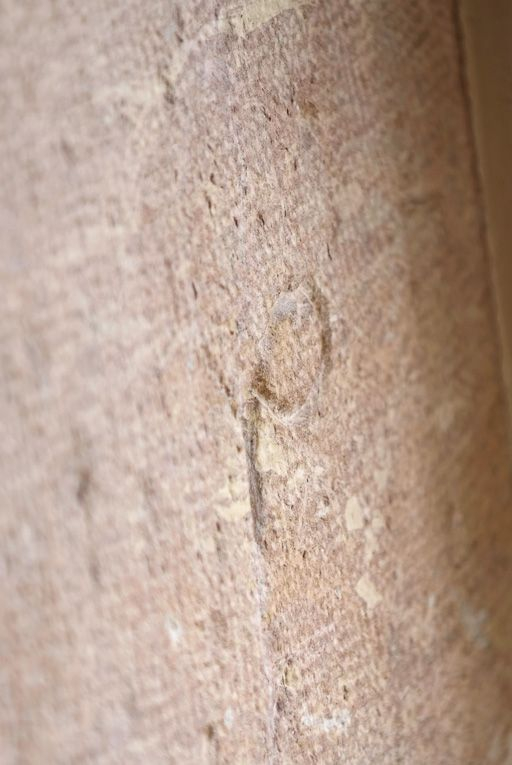 Marque de tâcheron de l'arrière cuisine. © Pierre-Marie Barbe-Richaud / Région Bourgogne-Franche-Comté, Inventaire du patrimoine - 2009