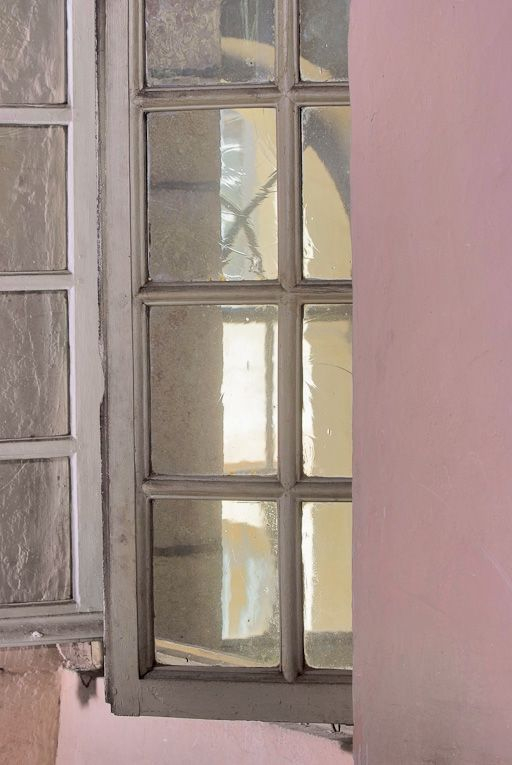 Fenêtre de surveillance : détail. © Pierre-Marie Barbe-Richaud / Région Bourgogne-Franche-Comté, Inventaire du patrimoine - 2009