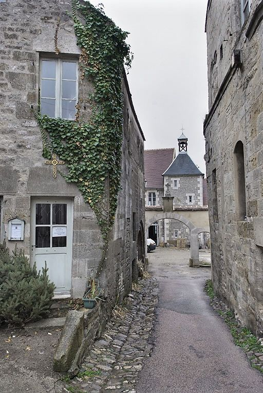Vue d'ensemble depuis la rue du Couvent. © Thierry Kuntz / Région Bourgogne-Franche-Comté, Inventaire du patrimoine - 2009