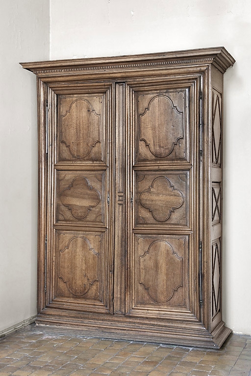 Vue d'une armoire. © Thierry Kuntz / Région Bourgogne-Franche-Comté, Inventaire du patrimoine - 2010