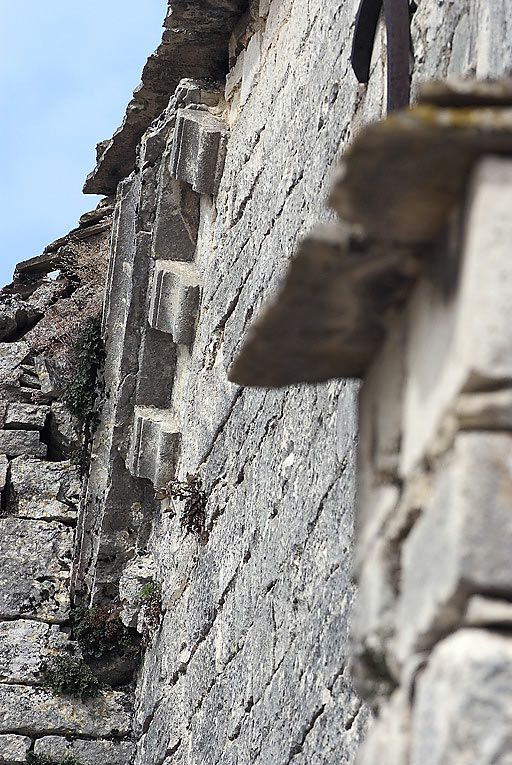 Détail : corniche. © Thierry Kuntz / Région Bourgogne-Franche-Comté, Inventaire du patrimoine - 2010
