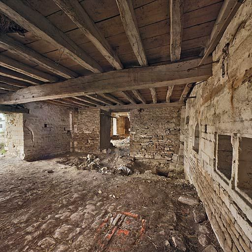 Ancienne chapelle : pièce donnant côté cour. © Thierry Kuntz / Région Bourgogne-Franche-Comté, Inventaire du patrimoine - 2010