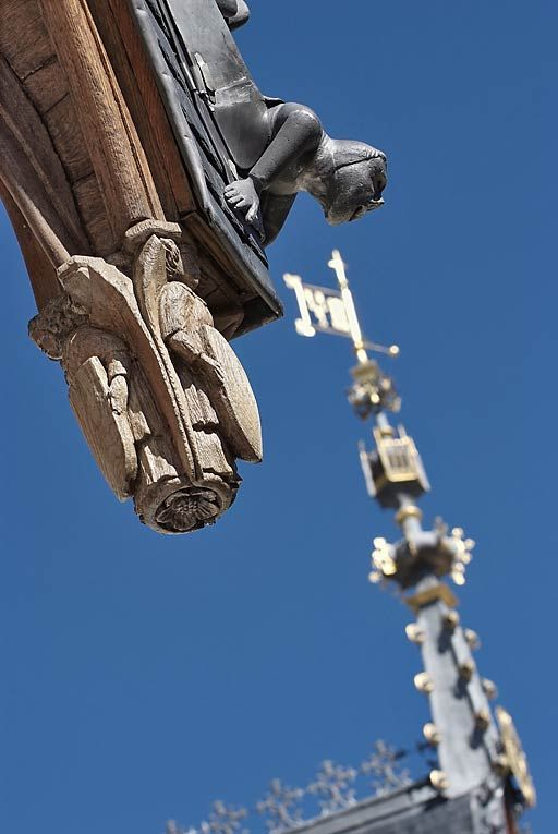 Auvent de la porte d'entrée, détail. © Thierry Kuntz / Région Bourgogne-Franche-Comté, Inventaire du patrimoine - 2010