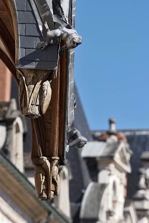 Auvent de la porte d'entrée, détail. © Thierry Kuntz / Région Bourgogne-Franche-Comté, Inventaire du patrimoine - 2010