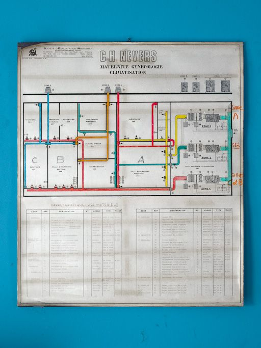 Bâtiment Maternité-Gynécologie (Gérontologie au moment de la prise de vue) : plan technique du groupe climatisation. © Pierre-Marie Barbe-Richaud / Région Bourgogne-Franche-Comté, Inventaire du patrimoine - 2010
