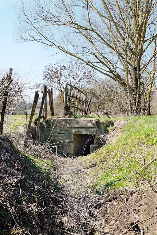 L'aqueduc, vue d'ensemble. © Jean-Luc Duthu / Région Bourgogne-Franche-Comté, Inventaire du patrimoine - 2010