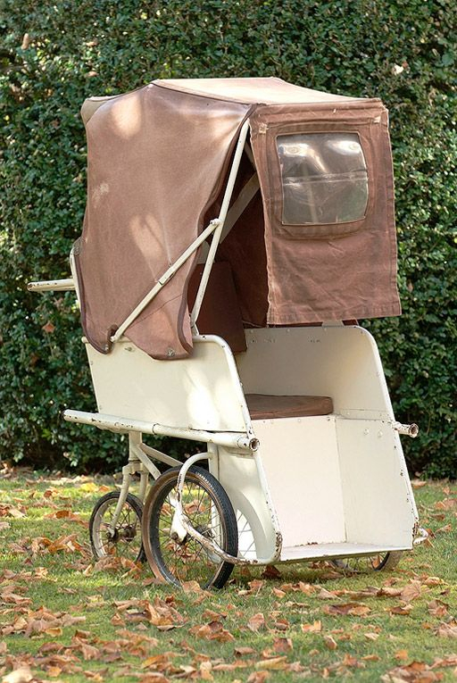 Vue de trois quarts gauche. © Pierre-Marie Barbe-Richaud / Région Bourgogne-Franche-Comté, Inventaire du patrimoine - 2010