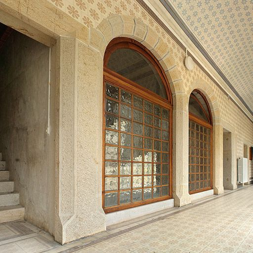 Mur postérieur de la galerie du corps central. © Pierre-Marie Barbe-Richaud / Région Bourgogne-Franche-Comté, Inventaire du patrimoine - 2010 Mur postérieur de la galerie du corps central. © Pierre-Marie Barbe-Richaud / Région Bourgogne-Franche-Comté, Inventaire du patrimoine - 2010
