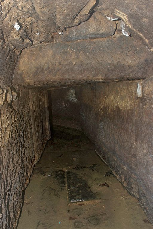 Première galerie : partie est. © Pierre-Marie Barbe-Richaud / Région Bourgogne-Franche-Comté, Inventaire du patrimoine - 2010