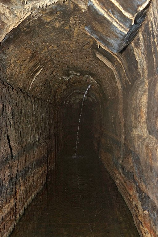 Vue de la deuxième galerie. © Pierre-Marie Barbe-Richaud / Région Bourgogne-Franche-Comté, Inventaire du patrimoine - 2010