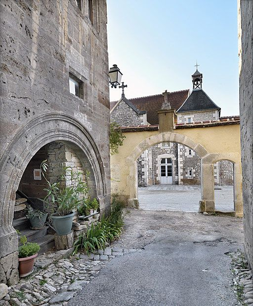 Vue d'ensemble depuis la rue du Couvent. © Thierry Kuntz / Région Bourgogne-Franche-Comté, Inventaire du patrimoine - 2010