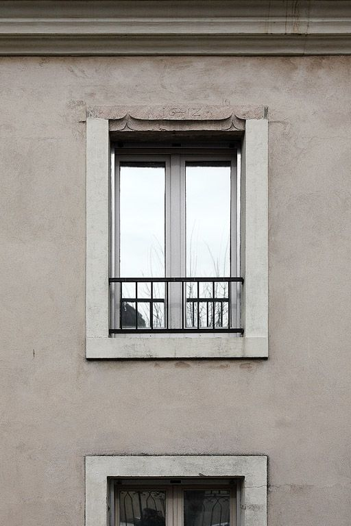 Fenêtre à linteau en accolade. © Alain Morelière / Région Bourgogne-Franche-Comté, Inventaire du patrimoine - 2011