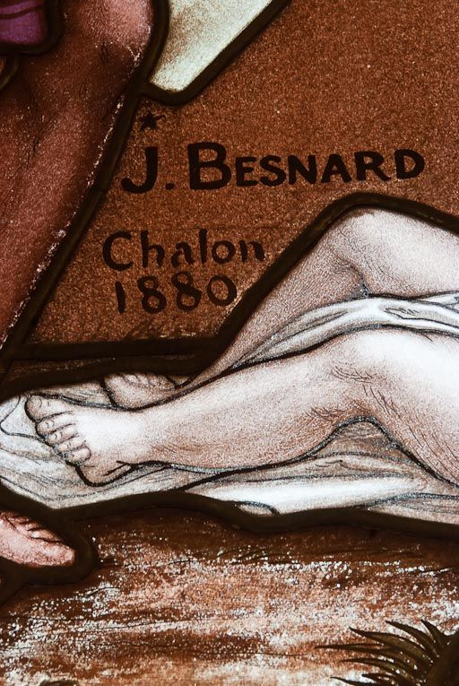 Vitrail axial du choeur : saint Cyr et sainte Julitte, signature. © Pierre-Marie Barbe-Richaud / Région Bourgogne-Franche-Comté, Inventaire du patrimoine - 2011