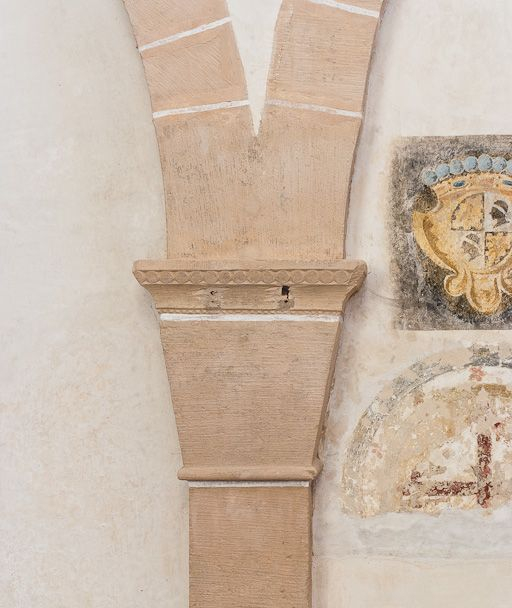 Chapiteau du deuxième pilastre droit de la nef. © Pierre-Marie Barbe-Richaud / Région Bourgogne-Franche-Comté, Inventaire du patrimoine - 2011