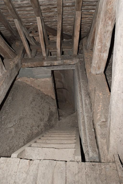 Echelle de meunier menant au comble. © Pierre-Marie Barbe-Richaud / Région Bourgogne-Franche-Comté, Inventaire du patrimoine - 2011