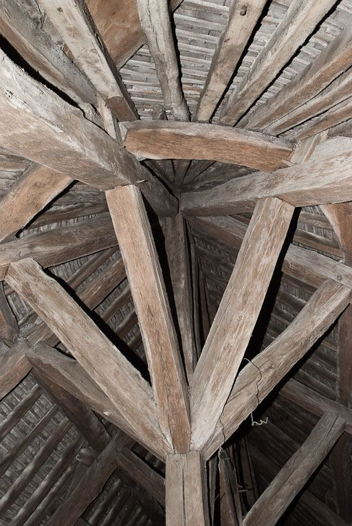 Charpente de croupe de l'abside. © Pierre-Marie Barbe-Richaud / Région Bourgogne-Franche-Comté, Inventaire du patrimoine - 2011