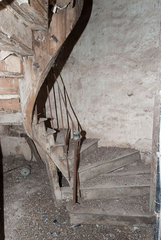 Clocher : escalier tournant menant au beffroi. © Pierre-Marie Barbe-Richaud / Région Bourgogne-Franche-Comté, Inventaire du patrimoine - 2011