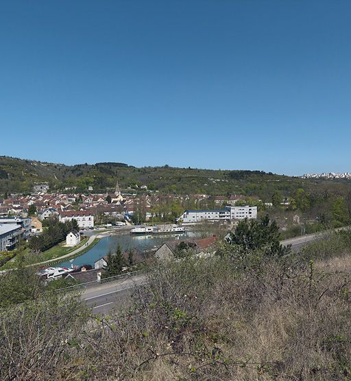 Vue d'ensemble du port de Plombières-lès-Dijon. © Thierry Kuntz / Région Bourgogne-Franche-Comté, Inventaire du patrimoine - 2011