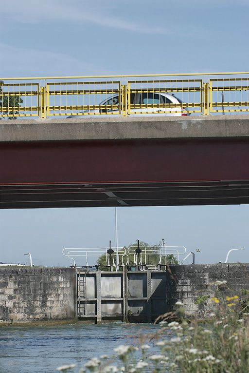 Portes aval. © Thierry Kuntz / Région Bourgogne-Franche-Comté, Inventaire du patrimoine - 2011