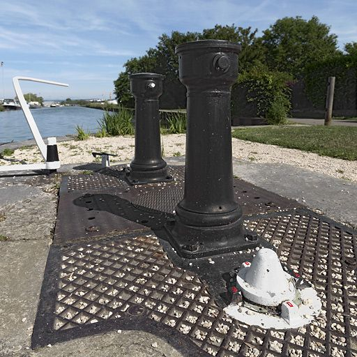 Mécanisme du sas. © Thierry Kuntz / Région Bourgogne-Franche-Comté, Inventaire du patrimoine - 2011