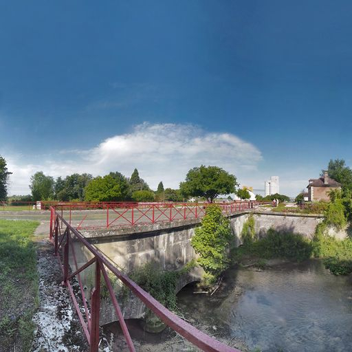 Vue d'ensemble. La maison éclusière est à droite. © Thierry Kuntz / Région Bourgogne-Franche-Comté, Inventaire du patrimoine - 2011