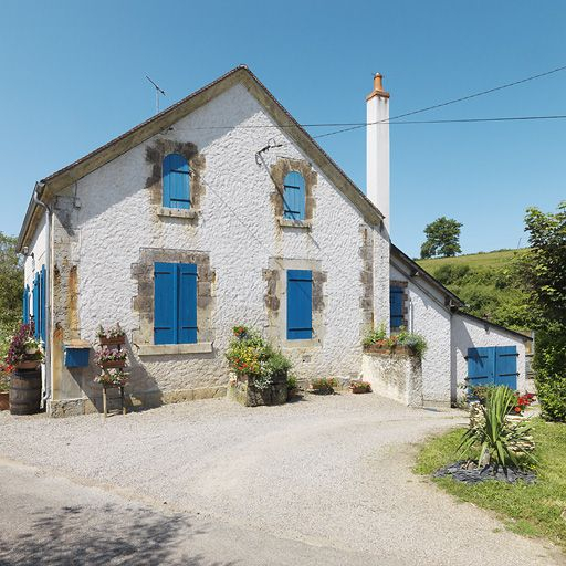 Façade latérale de la maison éclusière. © Thierry Kuntz / Région Bourgogne-Franche-Comté, Inventaire du patrimoine - 2013