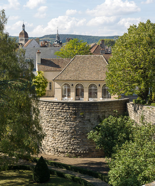  château fort © Pierre-Marie Barbe-Richaud / Région Bourgogne-Franche-Comté, Inventaire du patrimoine - 2014
