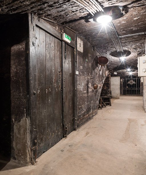  château fort © Pierre-Marie Barbe-Richaud / Région Bourgogne-Franche-Comté, Inventaire du patrimoine - 2014