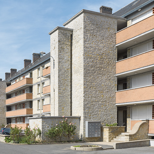 Façade antérieure du bâtiment A. © Thierry Kuntz / Région Bourgogne-Franche-Comté, Inventaire du patrimoine - 2014