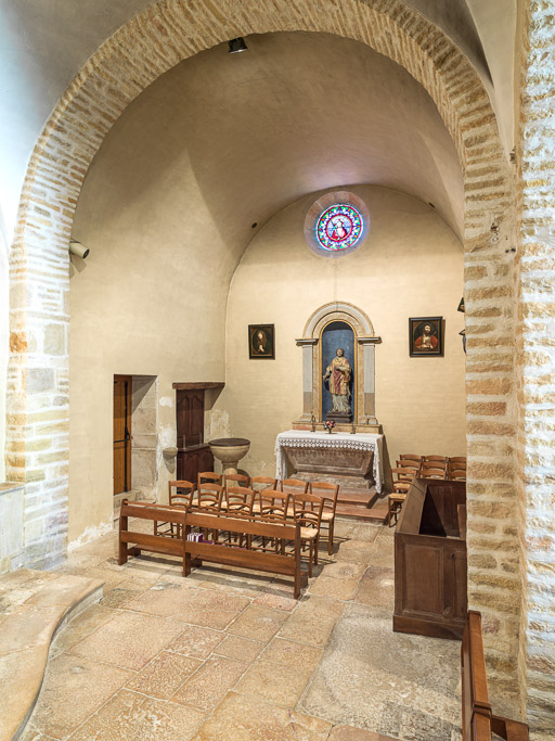 Vue du bras sud du transept, de trois-quarts. © Pierre-Marie Barbe-Richaud / Région Bourgogne-Franche-Comté, Inventaire du patrimoine - 2015