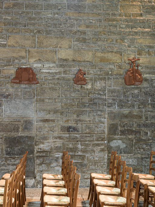 Porte murée, bras nord de la nef. © Pierre-Marie Barbe-Richaud / Région Bourgogne-Franche-Comté, Inventaire du patrimoine - 2015