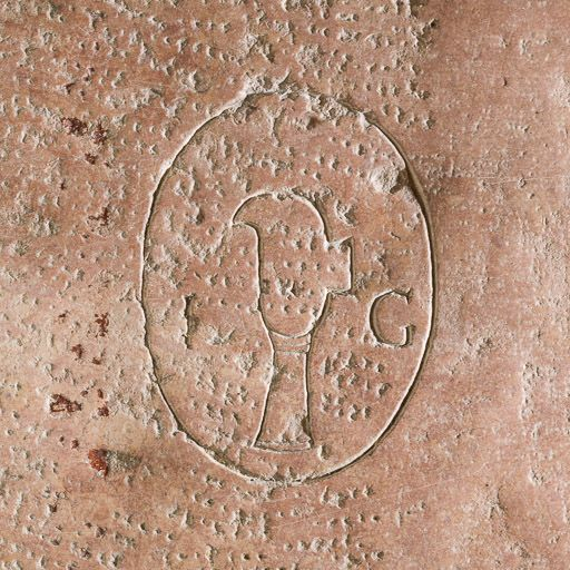 Dalle n°8 : décor. © Pierre-Marie Barbe-Richaud / Région Bourgogne-Franche-Comté, Inventaire du patrimoine - 2015