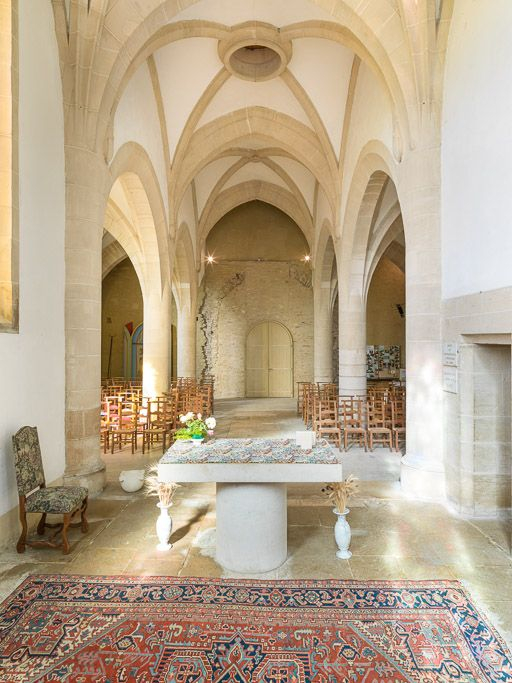 Vue d'ensemble de l'intérieur de la chapelle, depuis le choeur. © Pierre-Marie Barbe-Richaud / Région Bourgogne-Franche-Comté, Inventaire du patrimoine - 2015