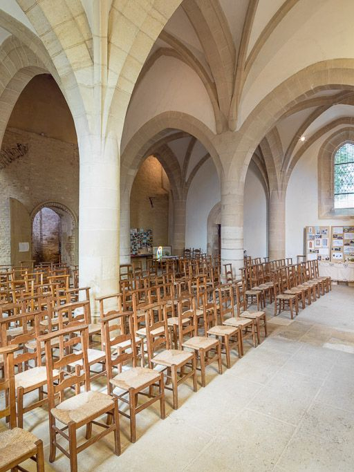 Vue d'ensemble de la nef, vers le nord-ouest. © Pierre-Marie Barbe-Richaud / Région Bourgogne-Franche-Comté, Inventaire du patrimoine - 2015