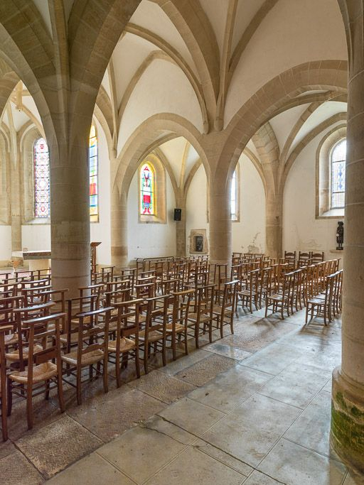 Vue d'ensemble de la nef, vers le sud-est. © Pierre-Marie Barbe-Richaud / Région Bourgogne-Franche-Comté, Inventaire du patrimoine - 2015