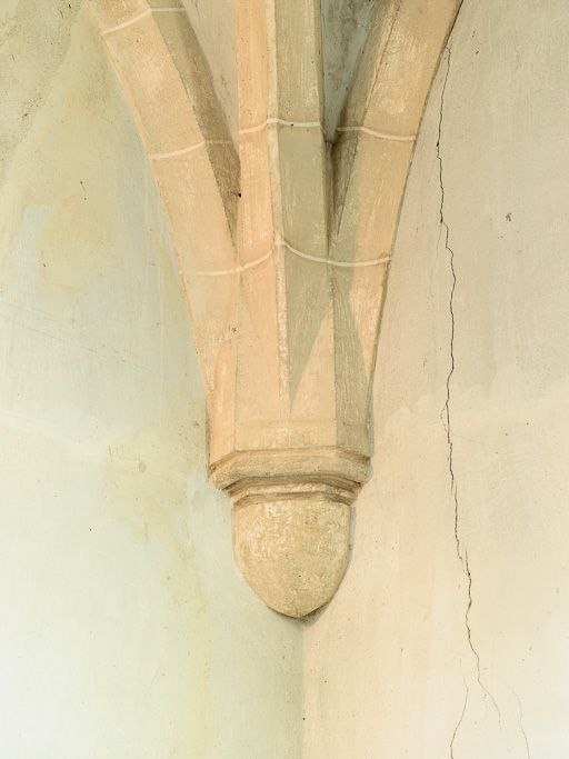 Vue d'un culot et du départ des ogives de la voûte de la sacristie. © Pierre-Marie Barbe-Richaud / Région Bourgogne-Franche-Comté, Inventaire du patrimoine - 2015
