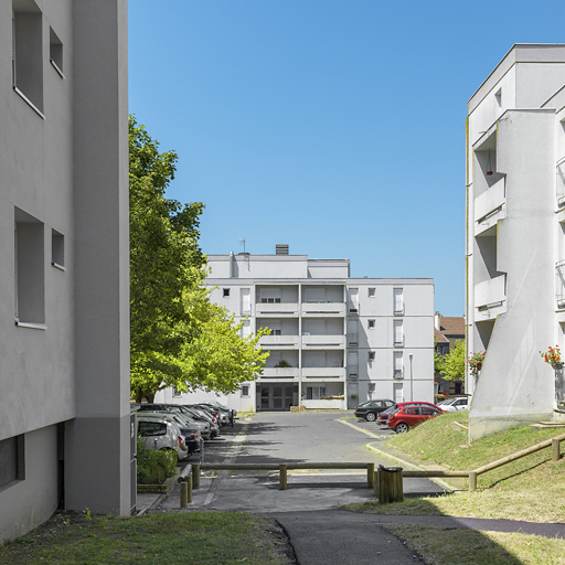 Bâtiment 27, façade antérieure. © Thierry Kuntz / Région Bourgogne-Franche-Comté, Inventaire du patrimoine - 2015